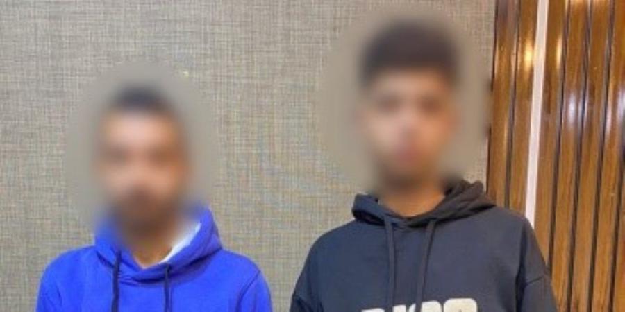 ضبط عامل ومندوب مبيعات يروجان لبيع أدوية ومنشطات مجهولة المصدر فى الجيزة - تواصل نيوز