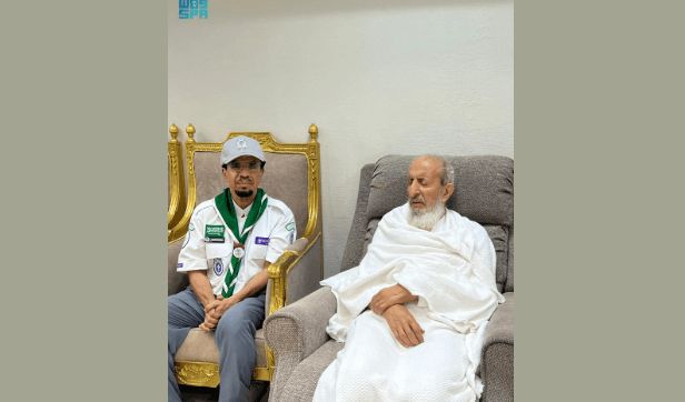 المفتي العام يستقبل قادة وكشافة جمعية الكشافة في مشعر منى