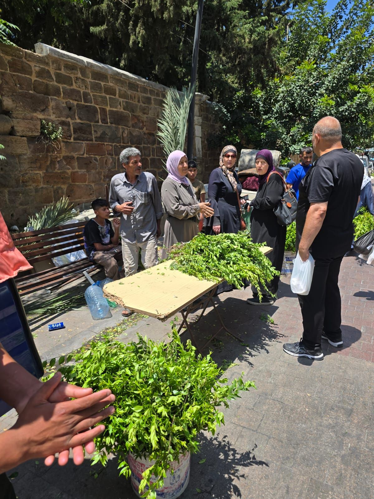 بائع خضار. (النهار)