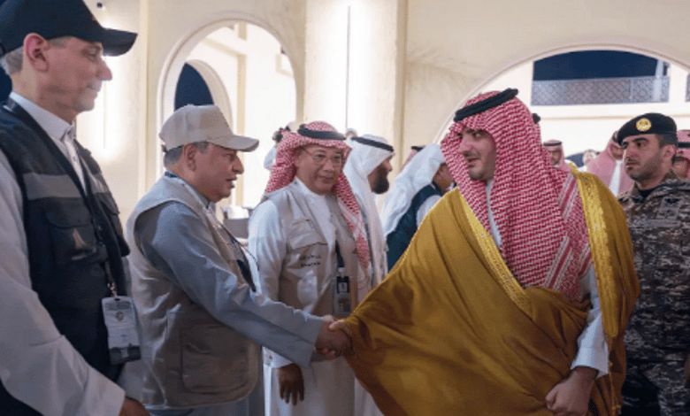 الأمير عبدالعزيز بن سعود يقف على جاهزية الجهات المشاركة في حج هذا العام لاستقبال حجاج بيت الله الحرام في مشعر عرفات