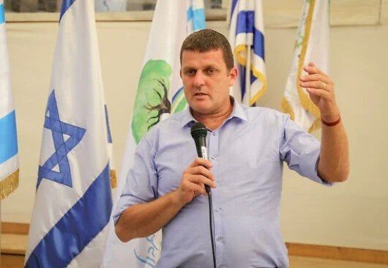 عضو بالكنيست يهاجم اتفاق إطلاق المحتجزين ويرفض حضور كلمة ترامب غدا عضو بالكنيست يهاجم اتفاق إطلاق المحتجزين ويرفض حضور كلمة ترامب غدا
