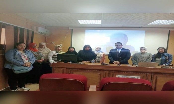 «الحلول الإبداعية للمشكلات الإدارية».. ندوة توعوية بجامعة الأقصر «الحلول الإبداعية للمشكلات الإدارية».. ندوة توعوية بجامعة الأقصر