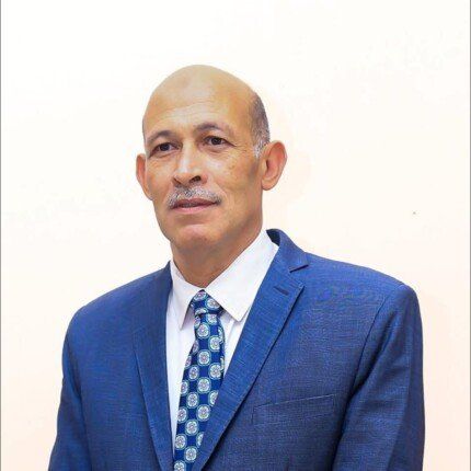 استقالة أمين حزب