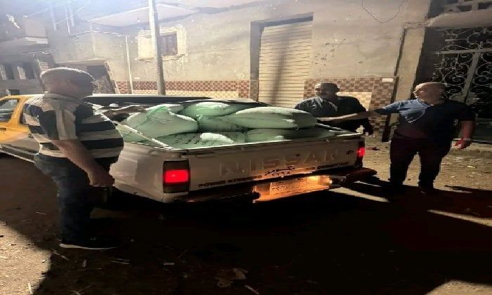 ضبط 27 شيكارة دقيق بلدي مدعم قبل بيعه بالأسواق بالشرقية ضبط 27 شيكارة دقيق بلدي مدعم قبل بيعه بالأسواق بالشرقية