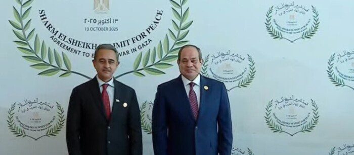 الرئيس السيسي يستقبل قادة وزعماء دول العالم المشاركين في قمة شرم الشيخ للسلام الرئيس السيسي يستقبل قادة وزعماء دول العالم المشاركين في قمة شرم الشيخ للسلام