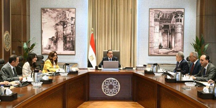 مدبولي: الرئيس السيسي وجه برفع كفاءة بحيرة البردويل وتعميق وتوسيع الممرات المائية للبواغيز مدبولي: الرئيس السيسي وجه برفع كفاءة بحيرة البردويل وتعميق وتوسيع الممرات المائية للبواغيز