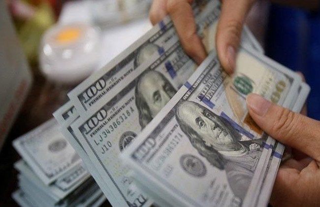 قضايا قيمتها 20 مليون جنيه.. ضربات متتالية ضد «مافيا العملات الأجنبية» قضايا قيمتها 20 مليون جنيه.. ضربات متتالية ضد «مافيا العملات الأجنبية»