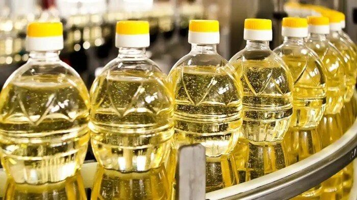 القابضة للصناعات الغذائية تطرح عبوة زيت بسعر 27 جنيها على بطاقات التموين القابضة للصناعات الغذائية تطرح عبوة زيت بسعر 27 جنيها على بطاقات التموين