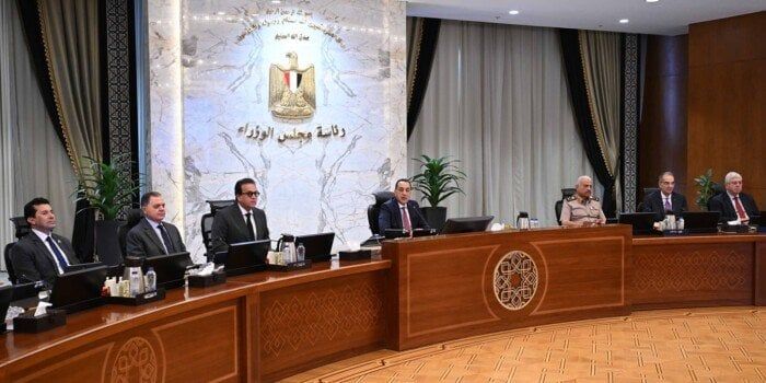 مدبولي يكشف توجيهات الرئيس السيسي بشأن الاستكشاف وشركات البترول مدبولي يكشف توجيهات الرئيس السيسي بشأن الاستكشاف وشركات البترول