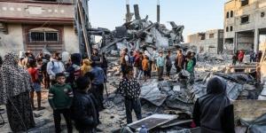 في هجوم واسع للمستوطنين.. 7 مصابين وإحراق منازل وممتلكات في بلدة دير دبوان شرق رام الله - تواصل نيوز