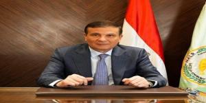 وزير الزراعة ومحافظ سوهاج يزوران المهندس المعتدى عليه بمستشفى الجامعة - تواصل نيوز