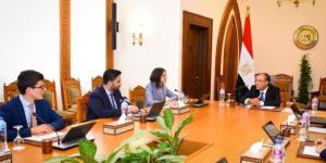 وزير الخارجية يلتقي مجموعة من طلاب كبرى الجامعات البريطانية بالمملكة المتحدة - تواصل نيوز