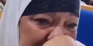 «زوينة» الجزائرية فقدت الأمل في «القرعة».. وبشّرها السفير بالنبأ السار - تواصل نيوز