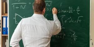 اليوم.. إغلاق باب اعتذارات المعلمين عن امتحانات الثانوية العامة - تواصل نيوز