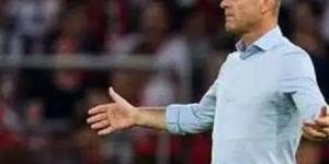 شبانة: مدرب الأهلي حزين لغياب عاشور.. و5 لاعبين مهددون بالرحيل - تواصل نيوز