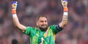 دوناروما يشيد بـ جاتوزو مع منتخب إيطاليا: يقوم بعمل رائع - تواصل نيوز