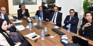 رئيس هيئة الاستثمار يلتقي المدير الإقليمي لشركة "مينهارت" السنغافورية - تواصل نيوز