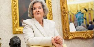 «قادرة على محو دولة بمكالمة واحدة».. من هي سوزي ويلز التي وصفها ترامب  بأقوى امرأة في العالم؟ - تواصل نيوز