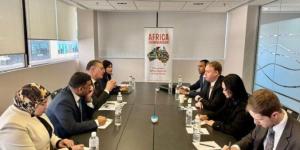 وزير البترول يبحث فرص التعاون في المعادن النادرة مع شركة أسترالية - تواصل نيوز