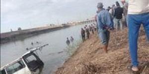 شاب يلقى مصرعه غرقًا أثناء إنقاذ 13 فتاة من حادث انقلاب ميكروباص بالقنطرة - تواصل نيوز