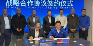 مصر.. وزير الكهرباء يشهد مراسم توقيع اتفاقية تعاون استراتيجي لتوطين صناعة بطاريات تخزين الطاقة - تواصل نيوز