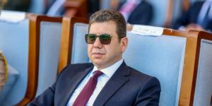 السيد الوزير حسن رشاد رئيس جهاز المخابرات العامة ضمن أعضاء المجلس التنفيذي لغزة - تواصل نيوز