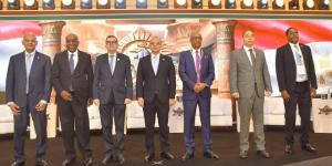 وزير الاستثمار والتجارة الخارجية يلقي الكلمة الرئيسية في افتتاح المؤتمر الـ52 لمنظمة التأمين الأفريقية (AIO) - تواصل نيوز