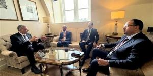 مصر تبحث تعزيز الاستثمار مع مؤسسة البترول الكويتية - تواصل نيوز