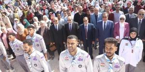 رئيس جامعة قنا يشهد مراسم تحية العلم في مستهل العام الجامعي الجديد (صور) - تواصل نيوز