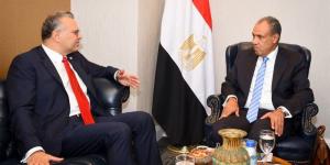 وزير الخارجية يلتقى مع كبير مستشاري الرئيس الأمريكي للشئون العربية والأفريقية - تواصل نيوز