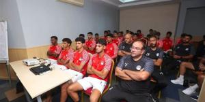 الشربيني يُحفز لاعبي منتخب الشباب ووائل رياض يؤكد الجاهزية لتصفيات شمال أفريقيا (صور) - تواصل نيوز