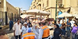من الشارع إلى دار الرعاية.. فريق التدخل السريع ينقذ مسنة في الحسين ويوفر لها مأوى - تواصل نيوز
