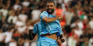 صلاح وحمزة عبدالكريم ينضمان لمعسكر منتخب مصر - تواصل نيوز