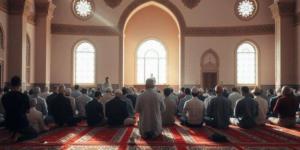 موعد أذان العشاء.. مواقيت الصلاة اليوم الثلاثاء 22 سبتمبر 2026 - تواصل نيوز