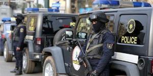 مداهمة أمنية بكفر الشهيد بالدقهلية تنتهي بمصرع زعيم تشكيل إجرامي - تواصل نيوز