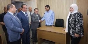 رئيس جامعة قنا يتفقد مركز خدمات ذوي الإعاقة ويوجه بتوفير كافة أوجه الدعم - تواصل نيوز