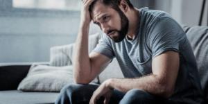 علامات تكشف تأثير الصدمات النفسية على حياتك وعلاقاتك اليومية - تواصل نيوز