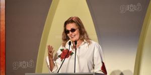 يسرا: العالم يتحدث عن قيمة مهرجان الجونة.. ومنى زكي مهمة جدا للسينما المصرية (فيديو وصور) - تواصل نيوز
