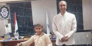 أعادت 35 ألف جنيه لصاحبها، تعليم نجع حمادي بقنا يكرم تلميذة بالابتدائي لأمانتها - تواصل نيوز
