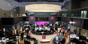 الأسهم الأوروبية تنهي تعاملات الأسبوع على تباين.. وداكس يقفز 0.68% - تواصل نيوز