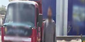 أسياخ حديد بلا تأمين ومقطورة غير متصلة، ضبط سائق عرّض المواطنين للخطر في الشرقية - تواصل نيوز