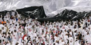 6 طائرات خاصة تنقل جماهير منتخب الإمارات إلى جدة في نهائي خليجي 27 - تواصل نيوز
