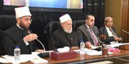 فئات لا ينطبق عليهم اشتراطات الاختصاص في إصدار الفتوى وفقا للقانون الجديد - تواصل نيوز
