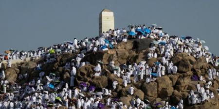 تسجيل إصابات بالإجهاد الحراري بين الحجاج بسبب ارتفاع الحرارة - تواصل نيوز
