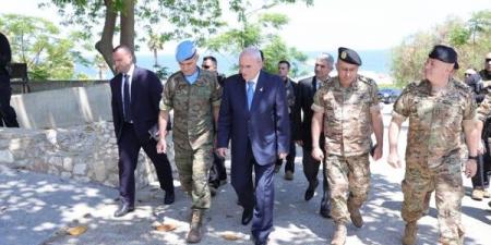 وزير الدفاع زار الجنوب وجال على الخط الأزرق: نؤكد أهمية تجديد ولاية اليونيفيل من دون أي تعديلات - تواصل نيوز
