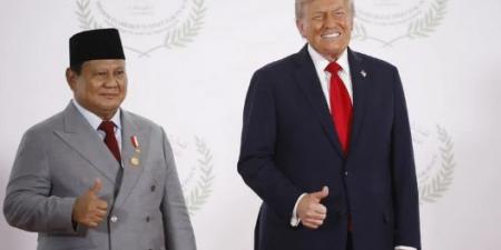 "ميكروفون مفتوح" يكشف طلب رئيس إندونيسيا من ترامب - تواصل نيوز