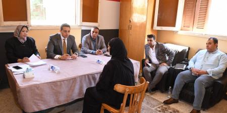 بناءً علي توجيهات محافظ الفيوم.. القيادات التنفيذية تعقد لقاءات للمواطنين بمختلف مراكز المحافظة - تواصل نيوز