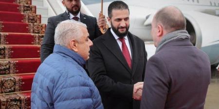 الشرع يصل إلى روسيا ولقاء مرتقب مع سيد الكرملين.. وتسليم بشار الأسد على طاولة المناقشات - تواصل نيوز