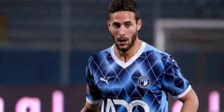 ترحيل رمضان صبحي إلى سجن أكتوبر بعد جلسة محاكمته في قضية التزوير - تواصل نيوز