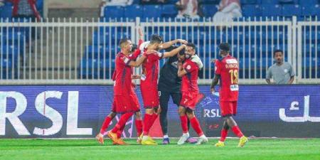 بث مباشر.. شاهد مباراة ضمك والنجمة في دوري روشن السعودي - تواصل نيوز